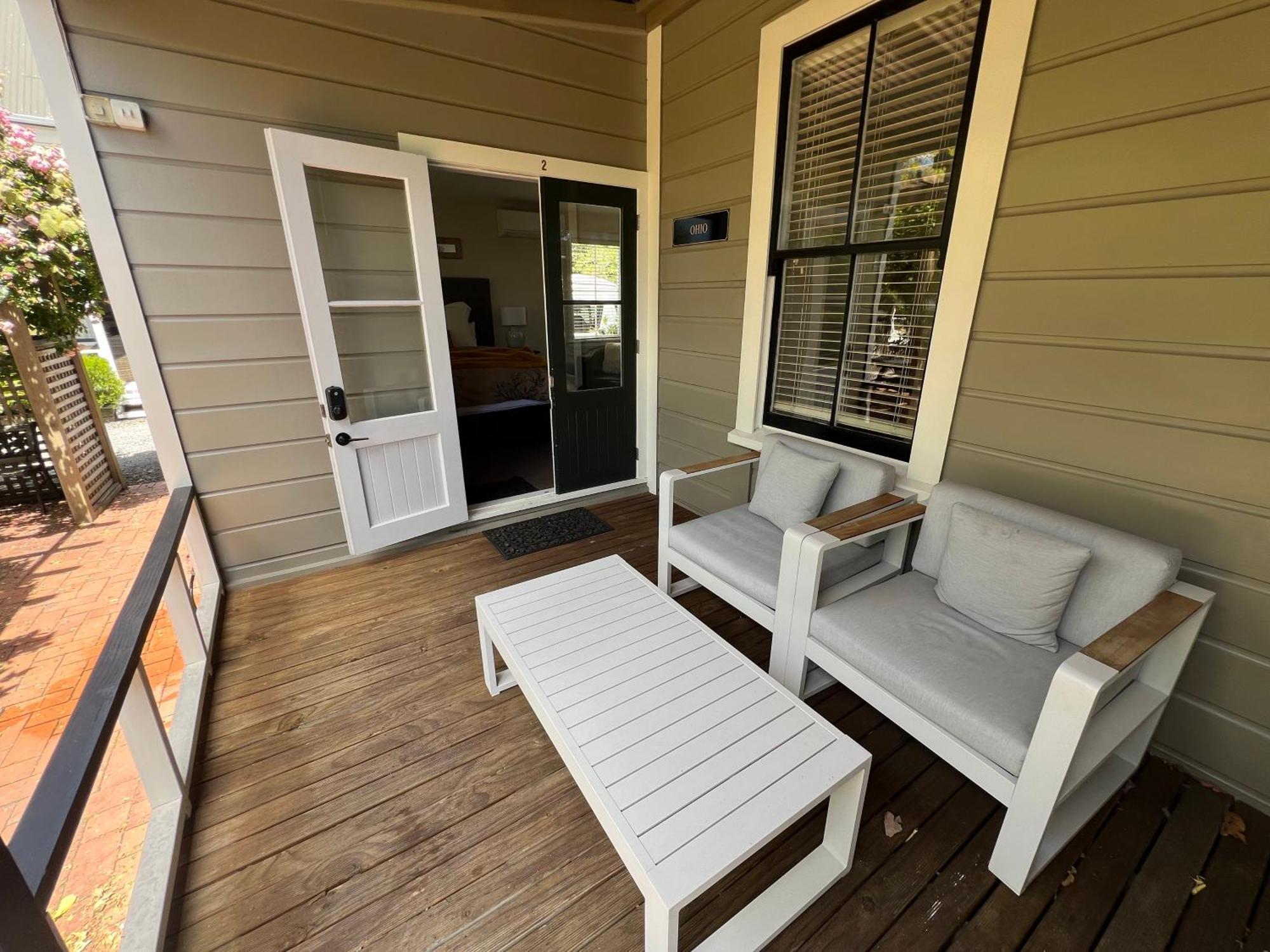 Pinot Villas Martinborough Εξωτερικό φωτογραφία